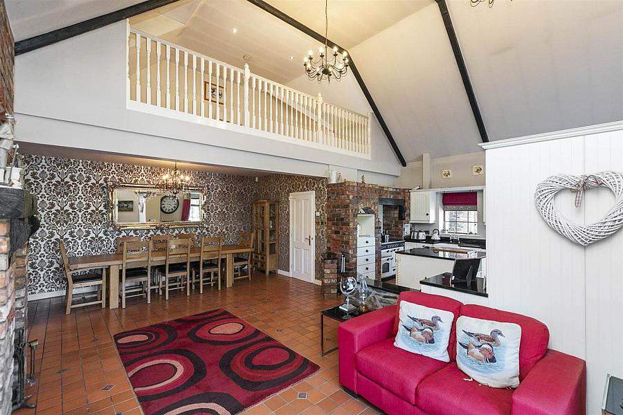 Windyknowe, 14 Tullyveery Road