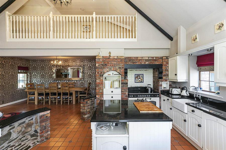 Windyknowe, 14 Tullyveery Road