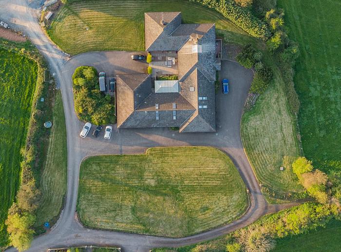 16 Waddells Hill
