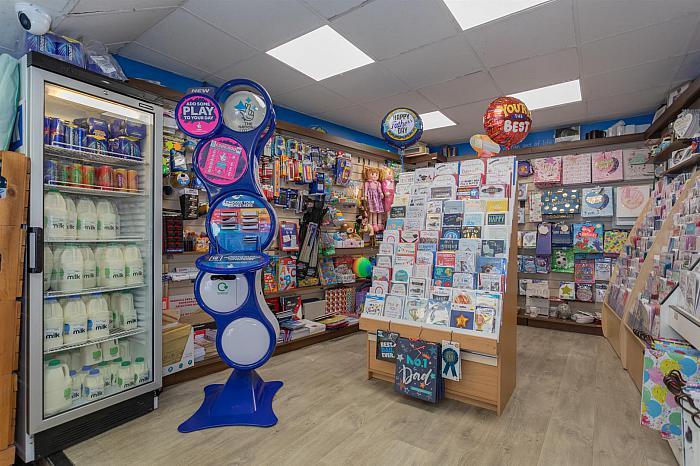 Livingstone's Newsagency 5 Bridge Street