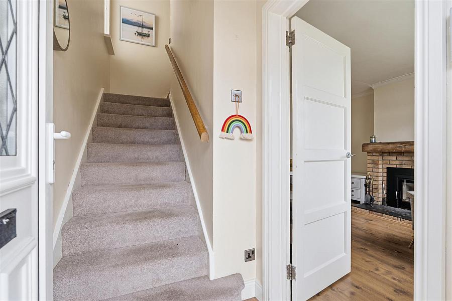 3 Philip Way