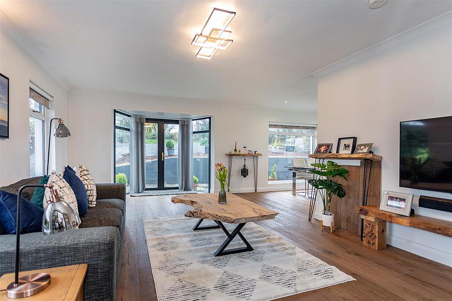 30 Lisnabreeny Road East 30 Lisnabreeny Road East