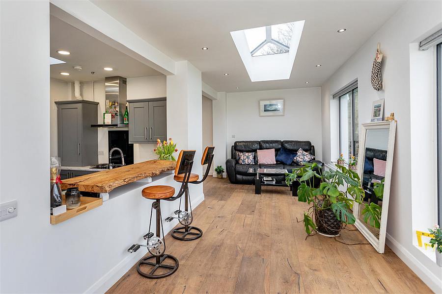 30 Lisnabreeny Road East