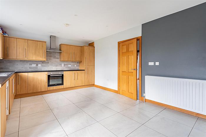 81 Moss Road
