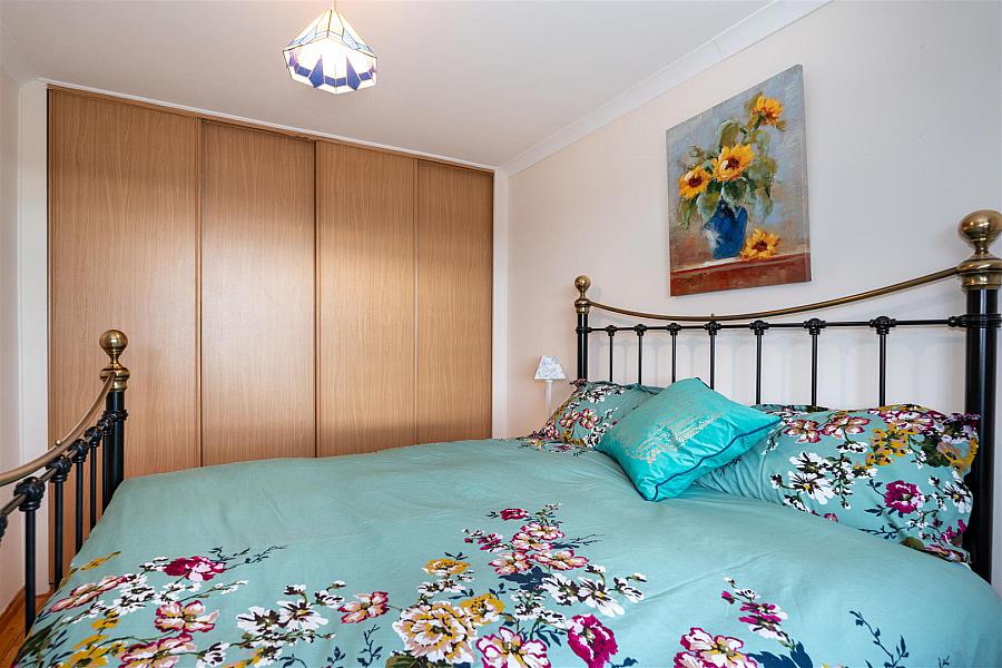 17 The Spires Crescent