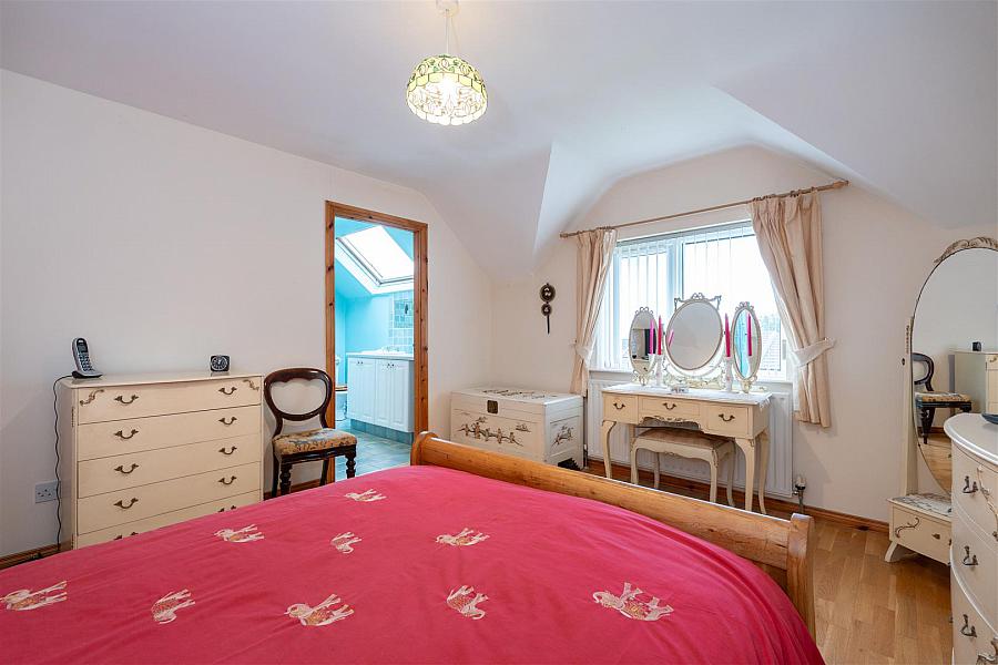 17 The Spires Crescent