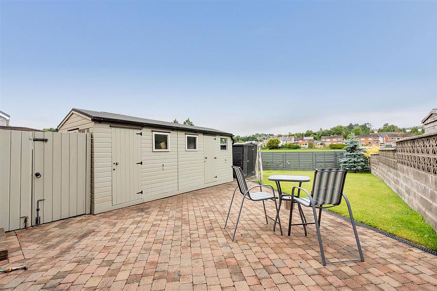 11 Meadow Brook