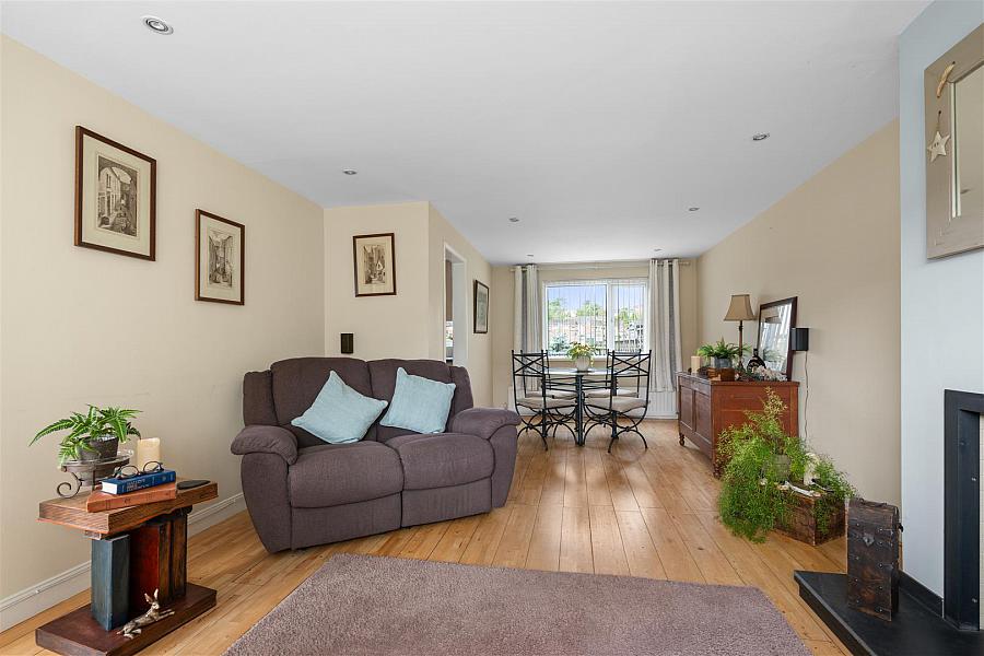 11 Meadow Brook