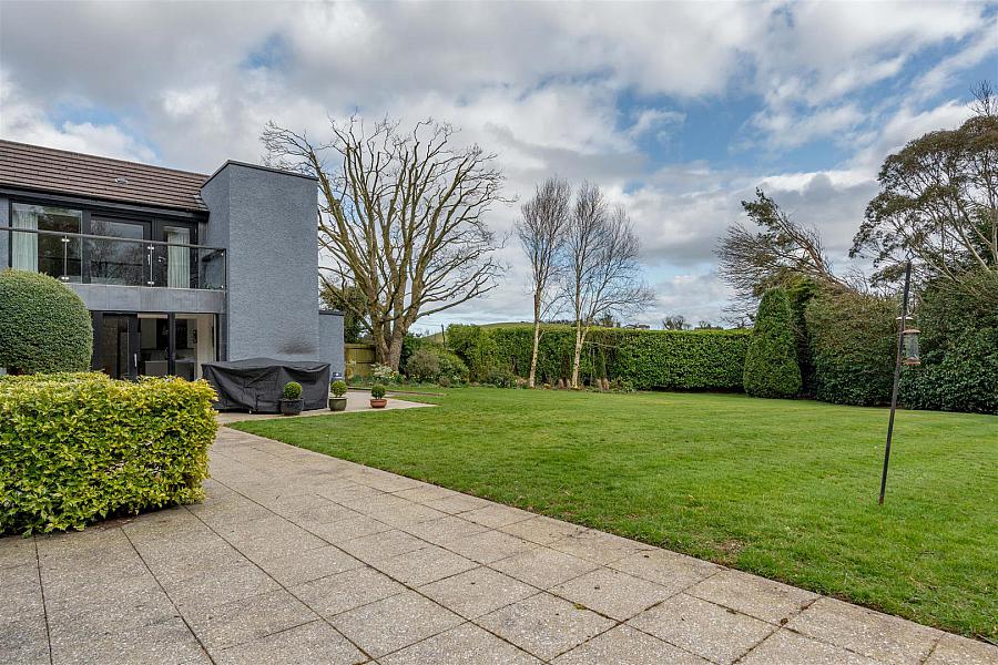 33 Ballymacashen Road