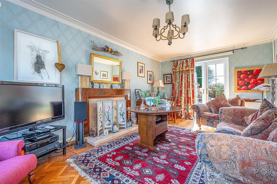 Peartree House, 4 Lower Clay Road