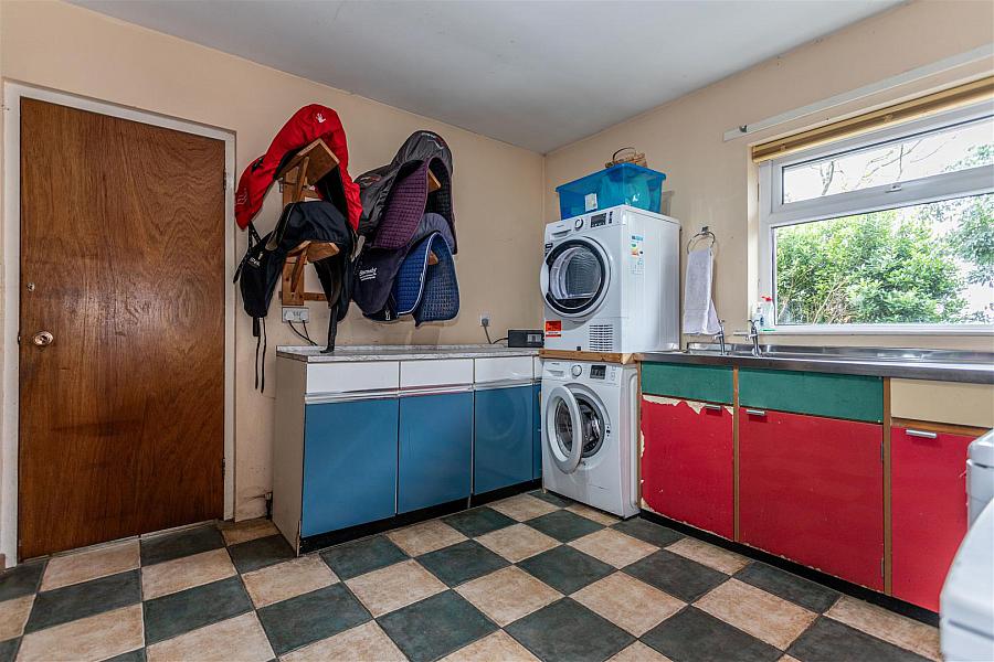 Easthope, 71 Killynure Road West