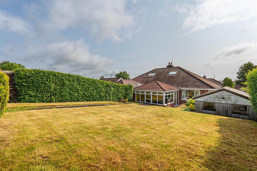 6 Ilford Drive