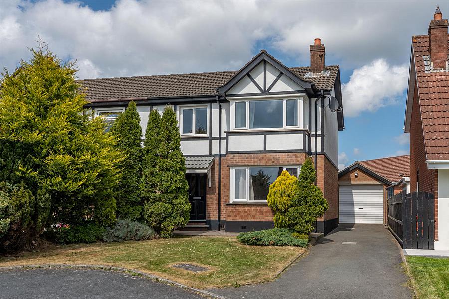 23 Alveston Drive, carryduff, BT8 8RL