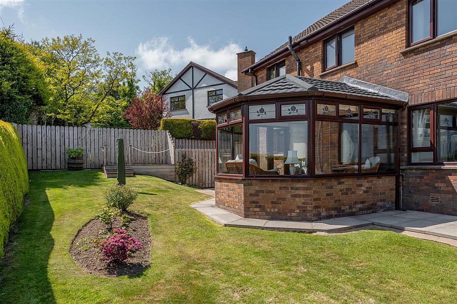 11 Strangford View