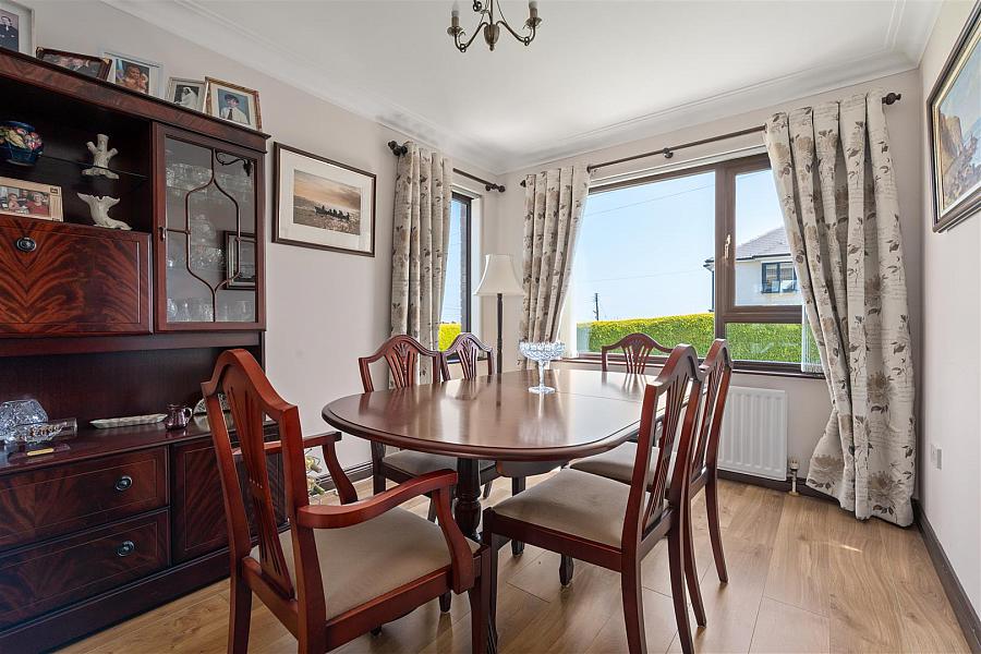 11 Strangford View