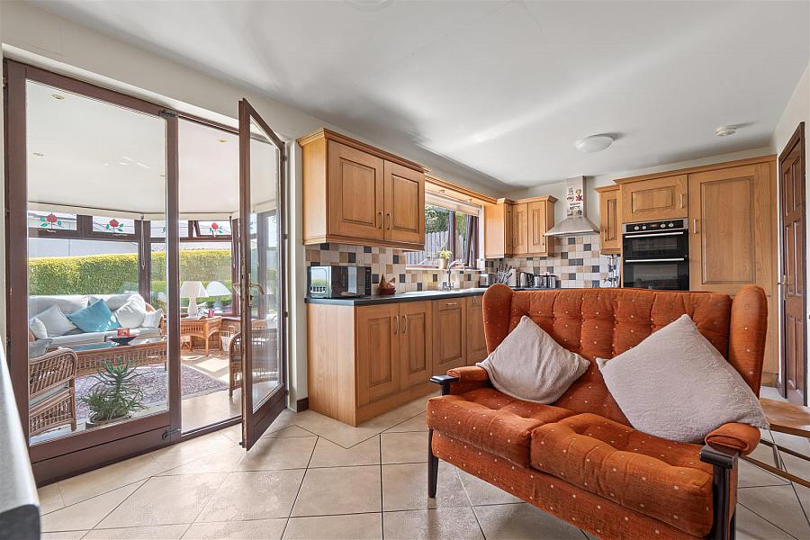 11 Strangford View