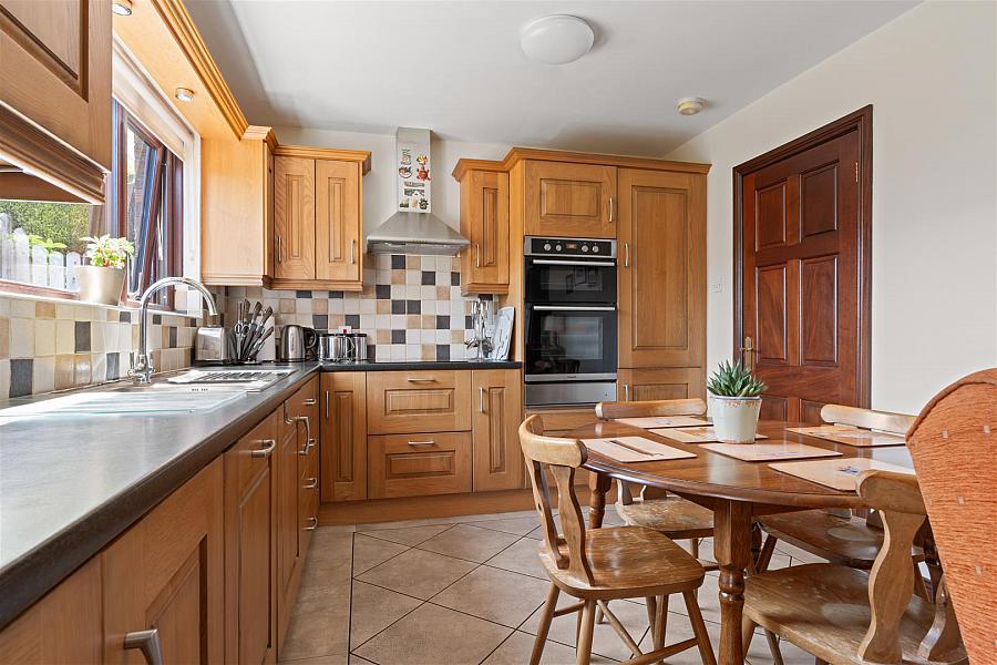 11 Strangford View