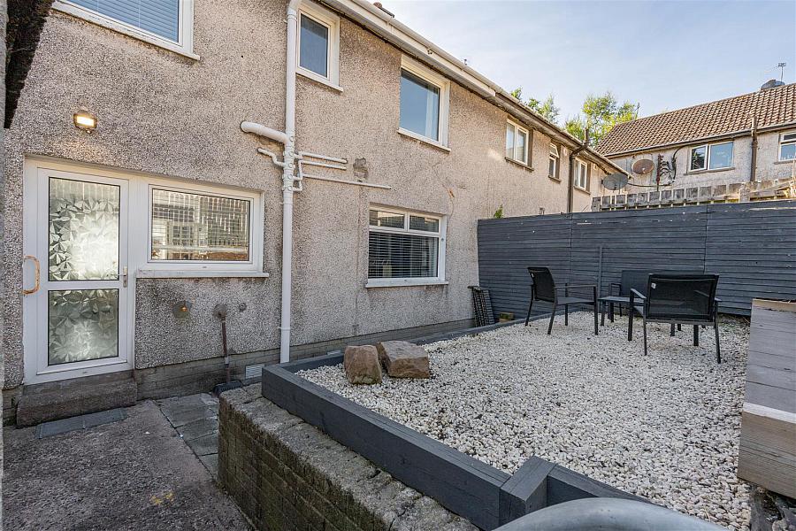 84 Drumadoon Drive