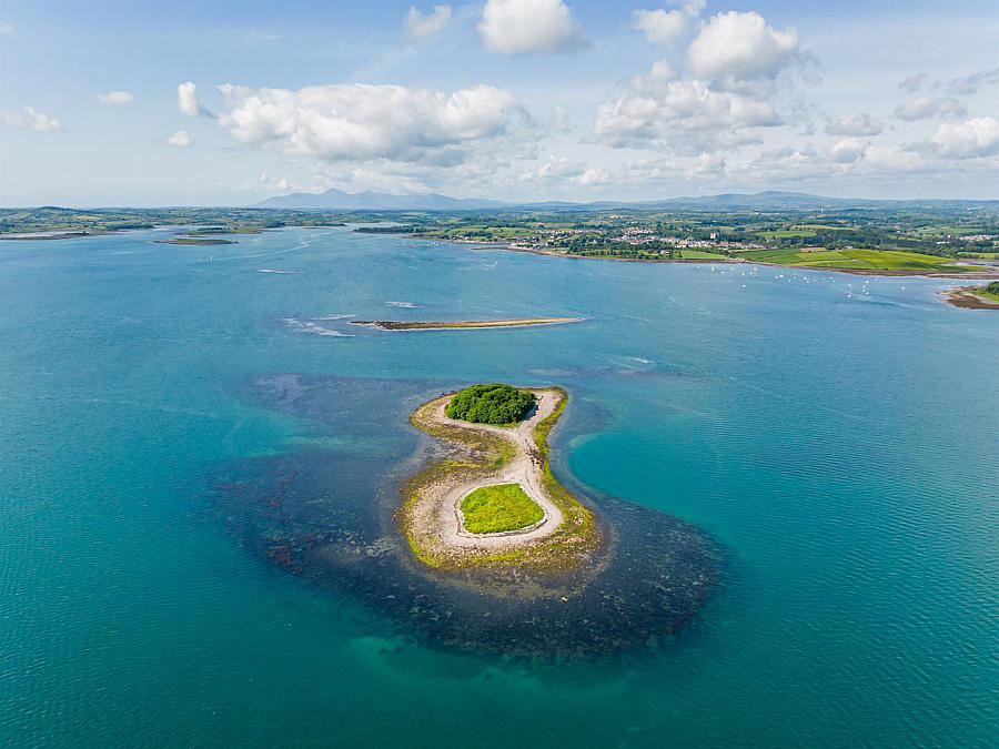 Dunnyneil Islands