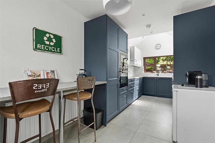 Hillhead Cottage, 11 Annadorn Road