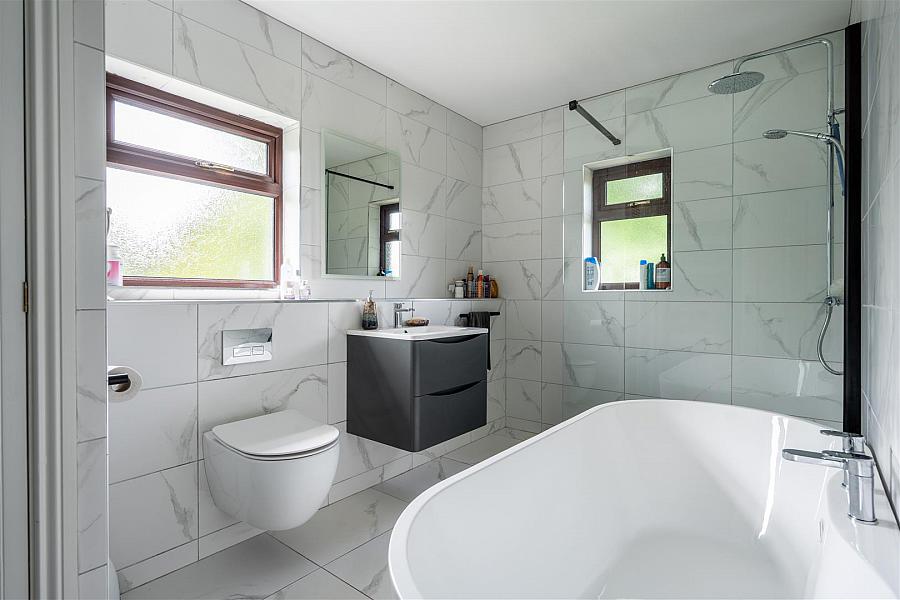 Hillhead Cottage, 11 Annadorn Road