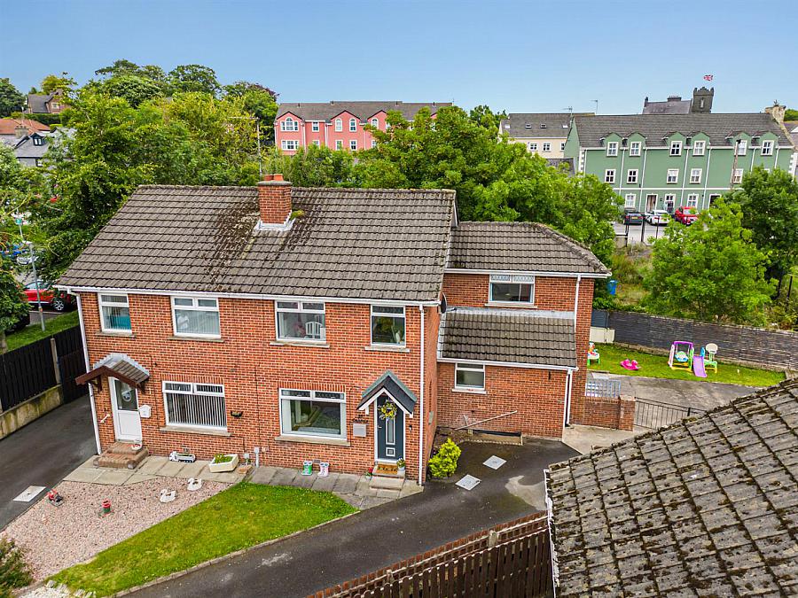 26 Oakdale