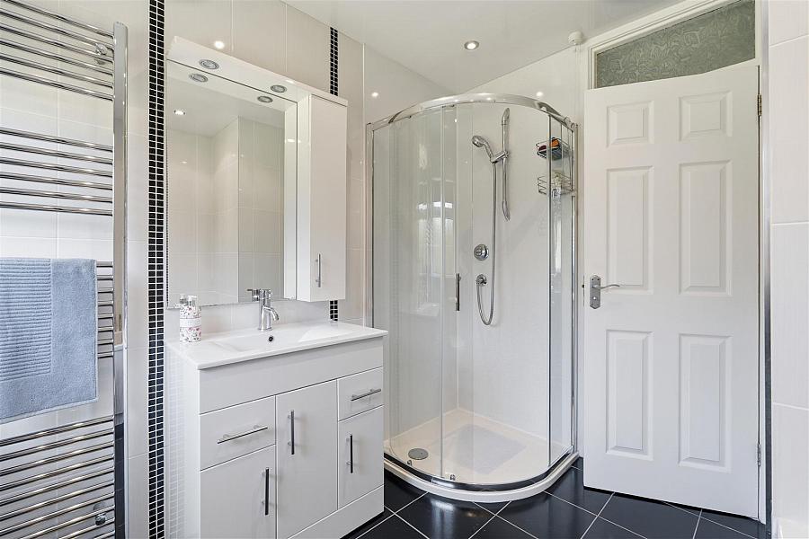 11 Rockmount Close