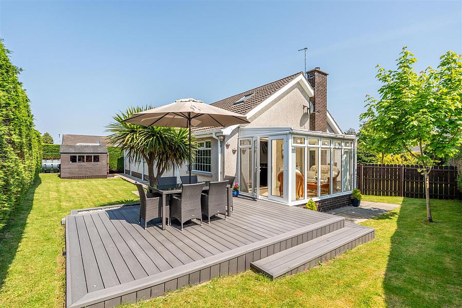 11 Rockmount Close