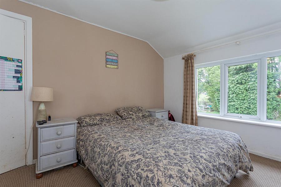 8 Drumhirk Road