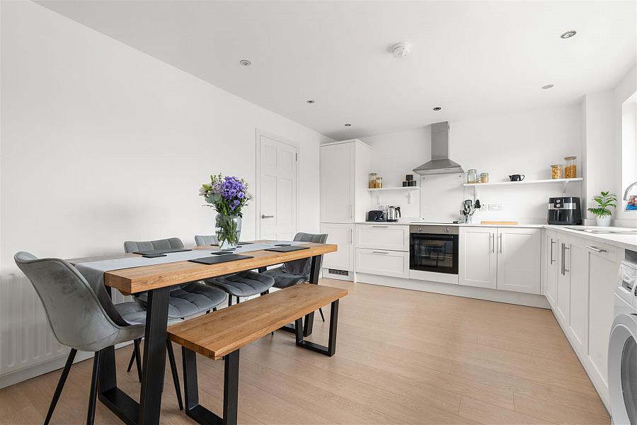 7 Brae Park