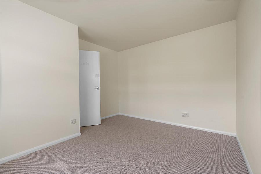 7 Cleland Avenue