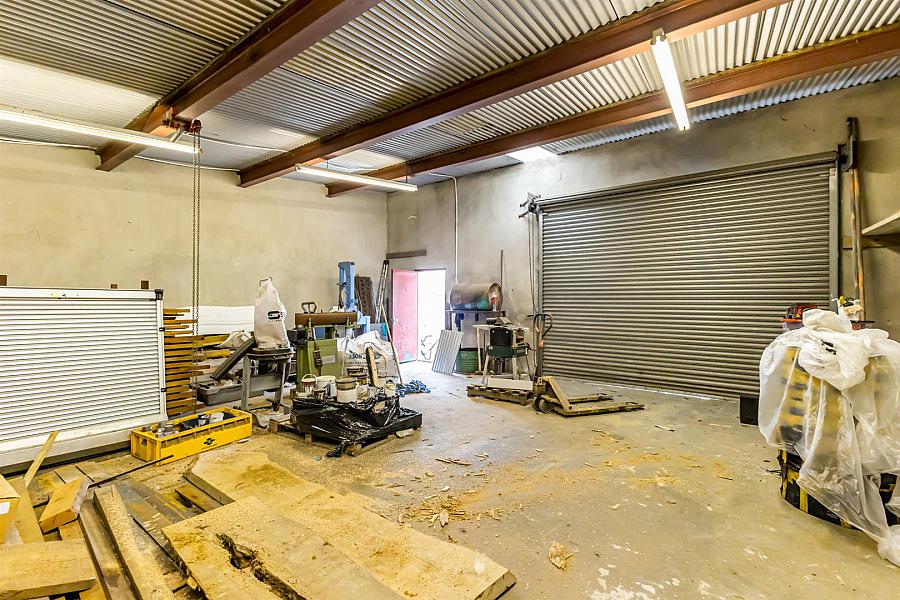 Contractors Yard, Offices Ballygelagh Road