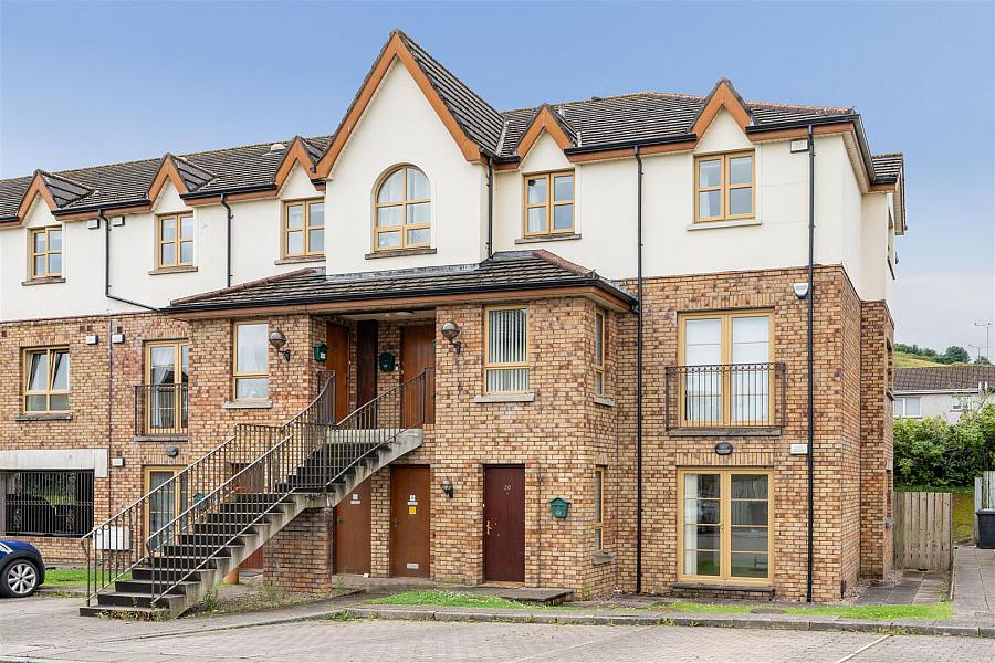 20a Woodrow Gardens,saintfield, BT24 7WG