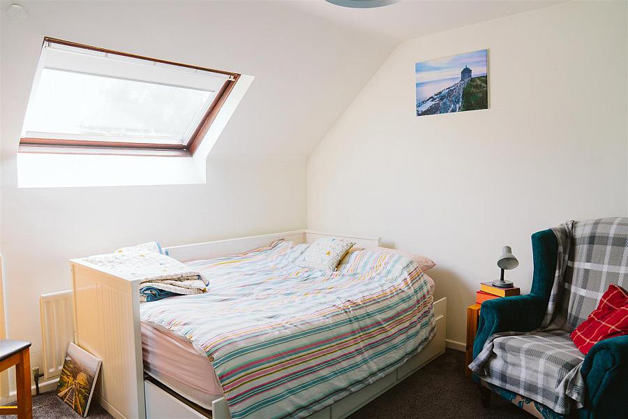 38 Barclay Manor