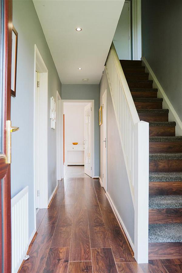 38 Barclay Manor