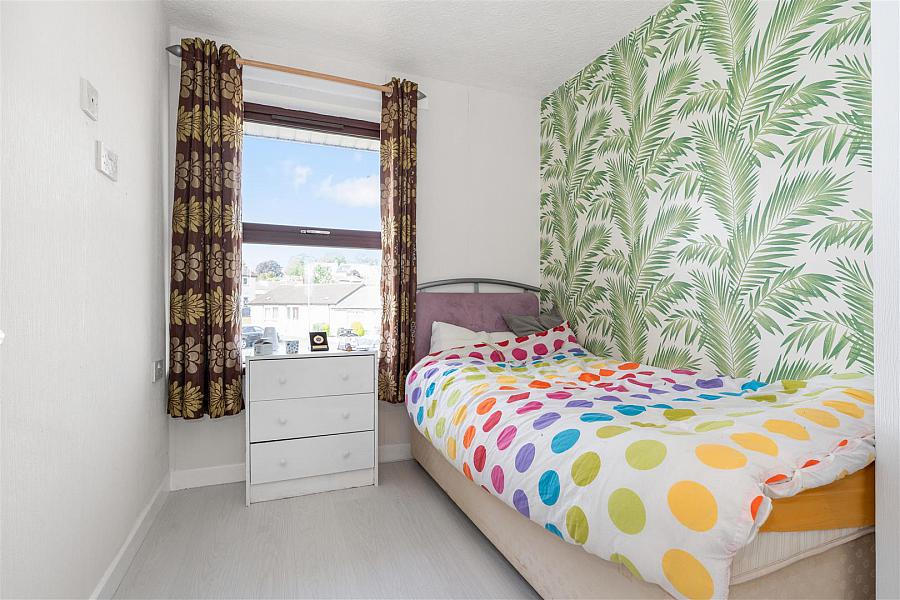 9 Brae Park