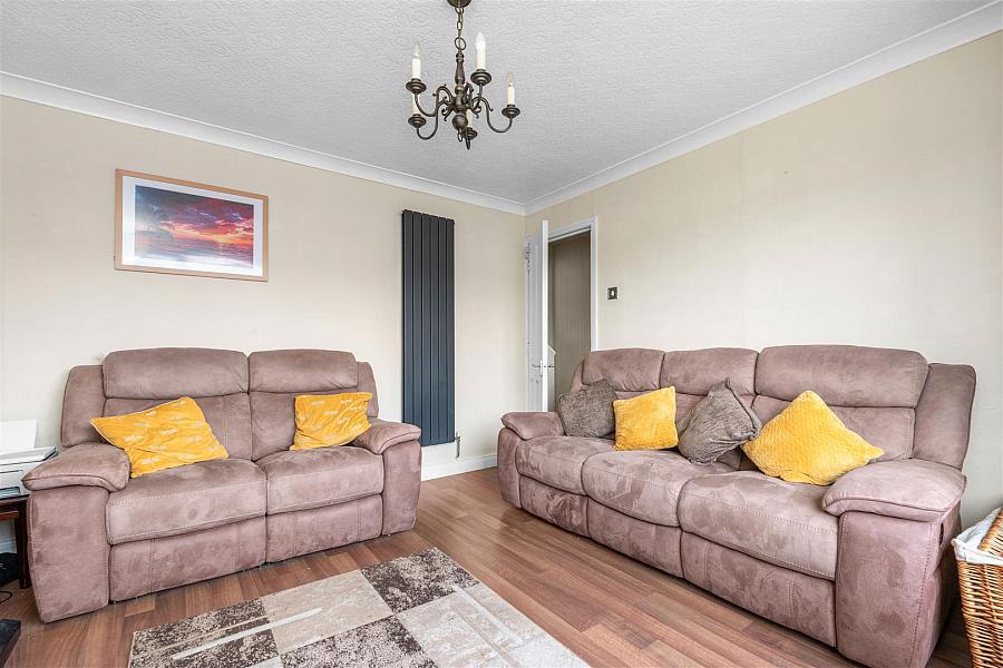 9 Brae Park