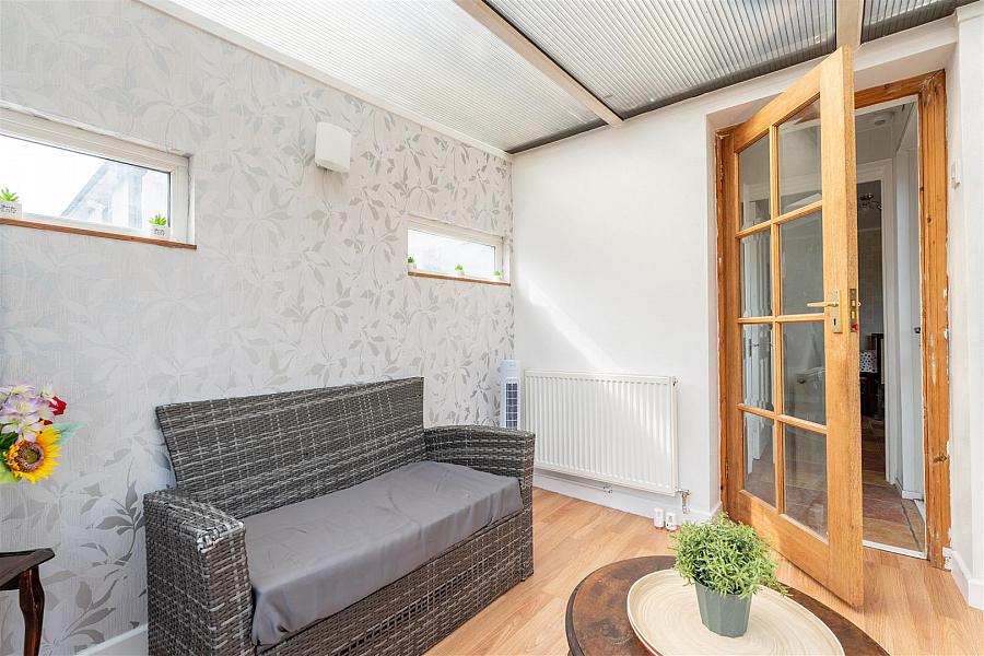 9 Brae Park