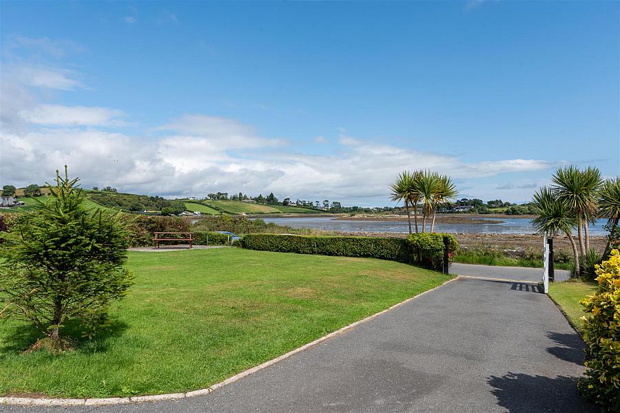 115 Whiterock Bay