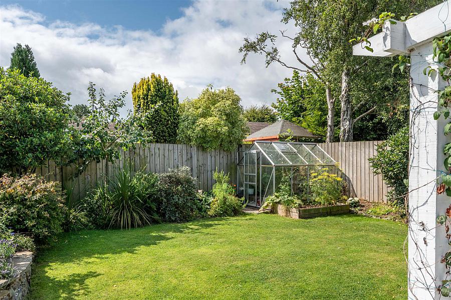 115 Whiterock Bay