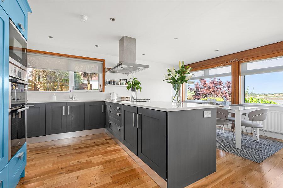 115 Whiterock Bay