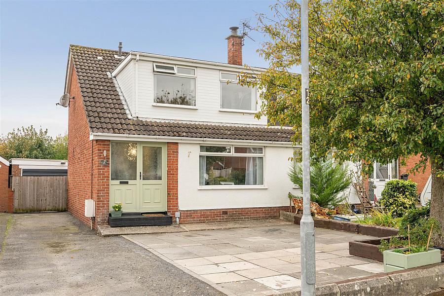 7 Meadow Brook