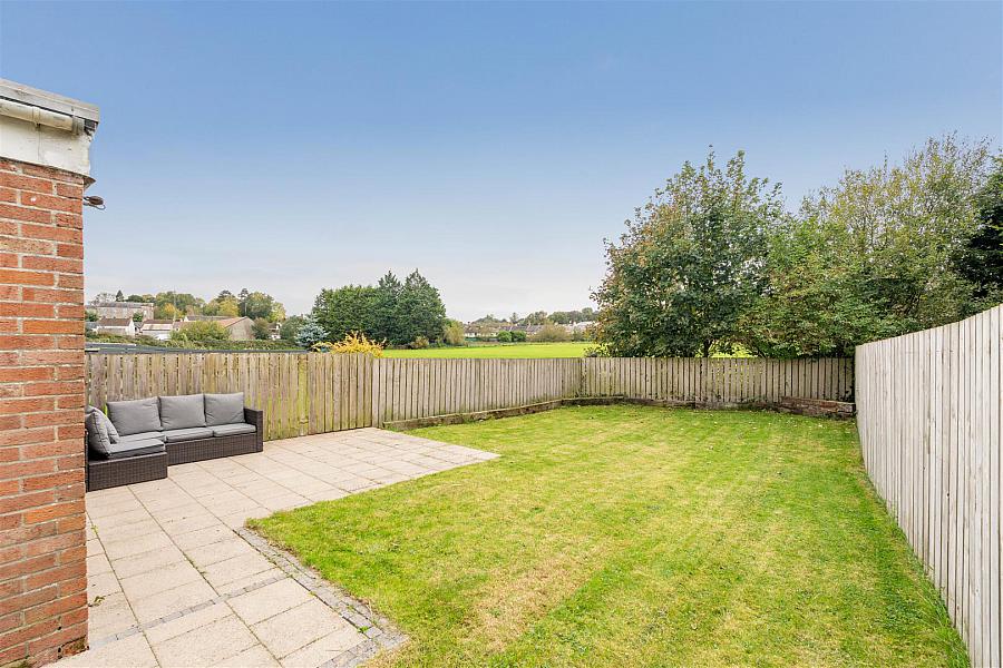 7 Meadow Brook
