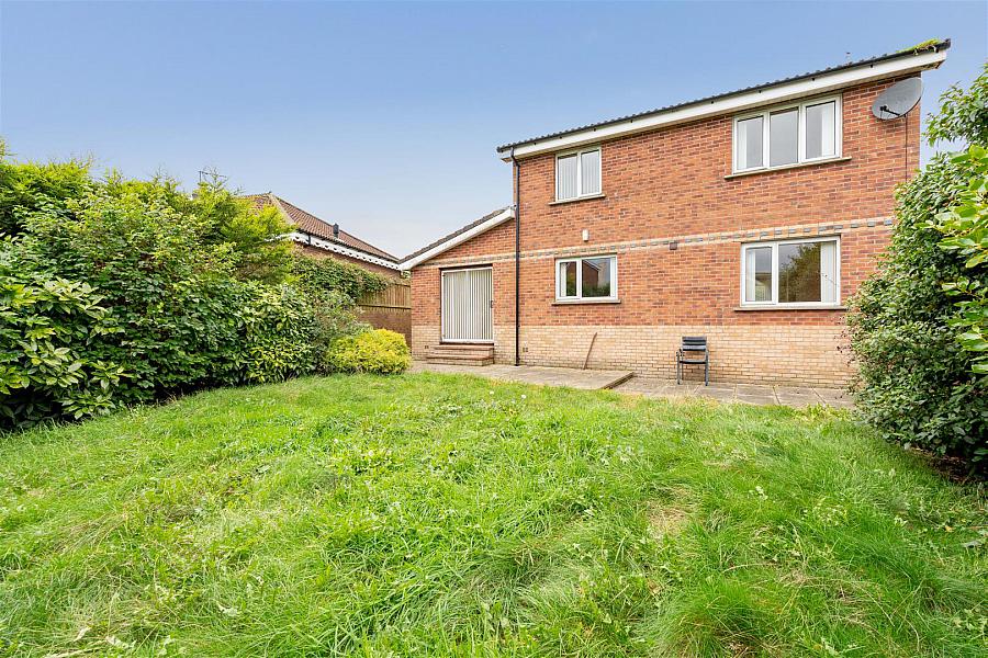 4 The Spires Crescent