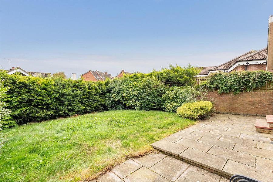 4 The Spires Crescent