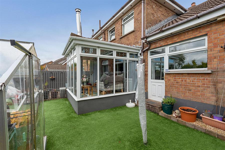 12 Alveston Park