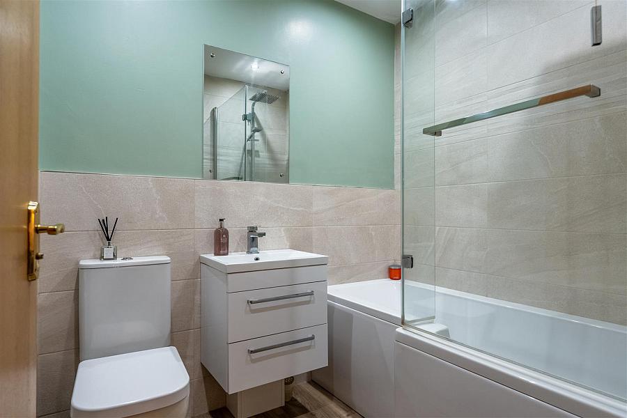 Apt 23D Woodrow Gardens