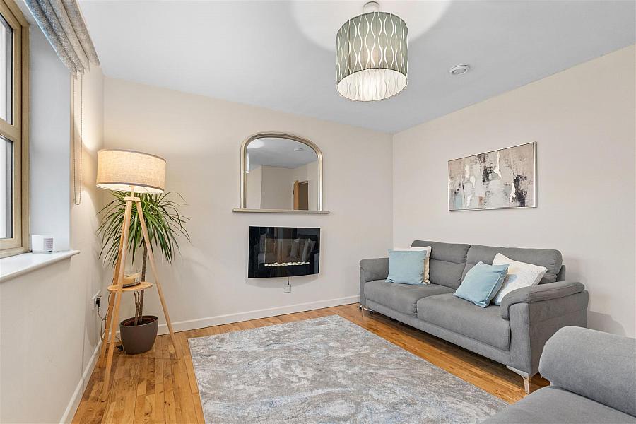 Apt 23D Woodrow Gardens