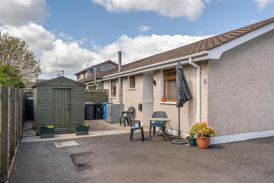 2 Ardview Park