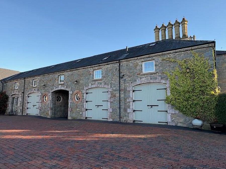 Apartment 1 Florida Road